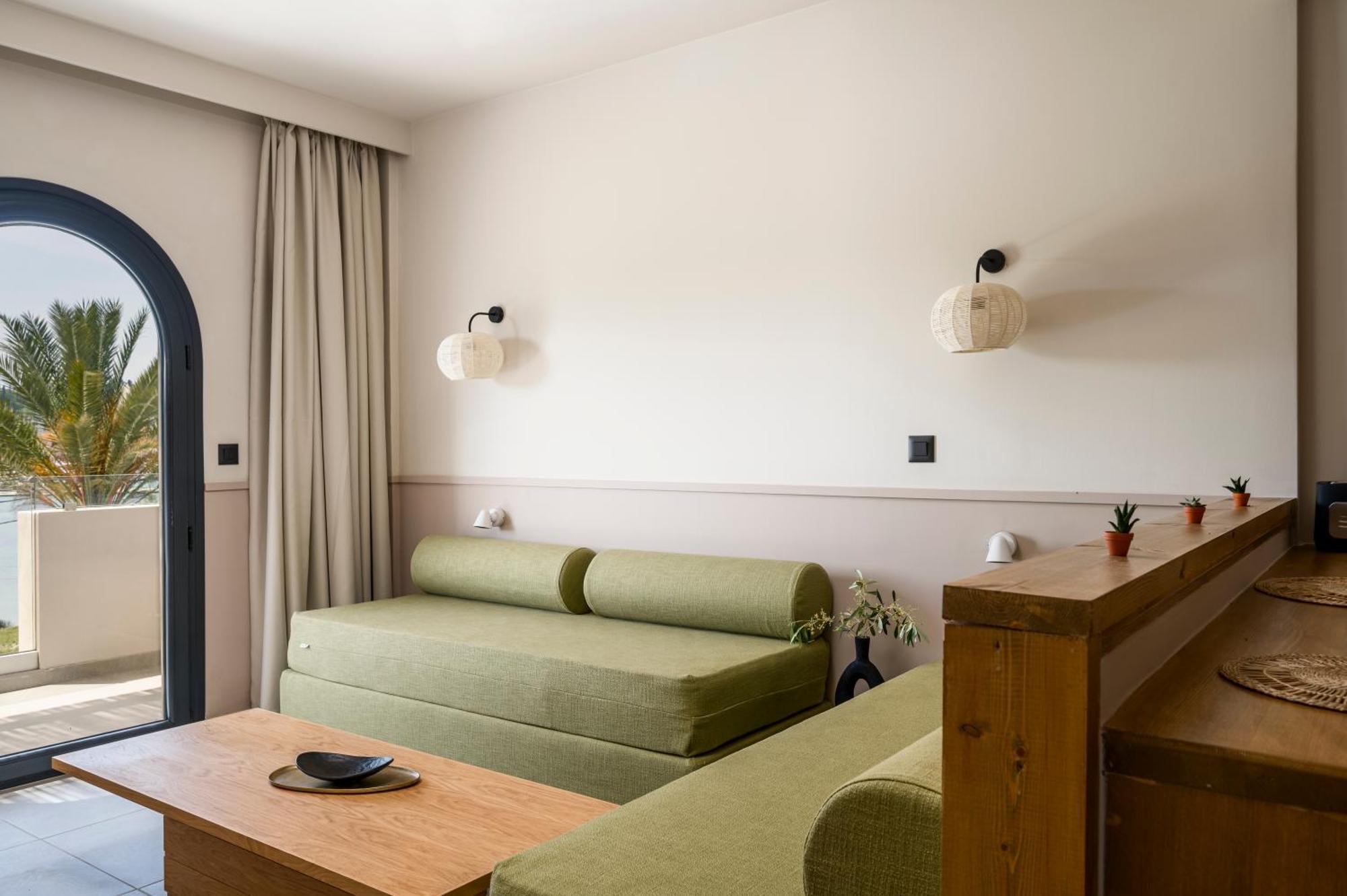Loadstar Rooms & Suites Kontokali Exteriér fotografie